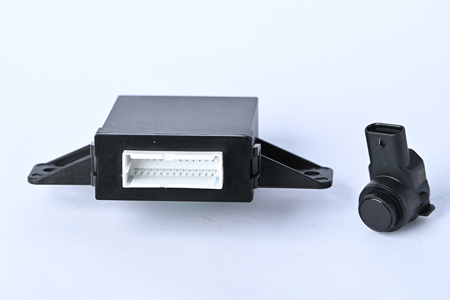 Low-Speed Autonomous Emergency Braking (AEB) - Image 2